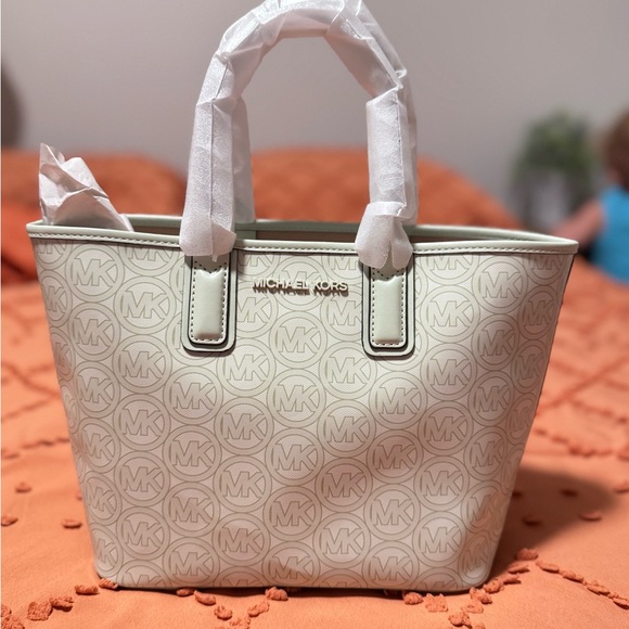 Michael Kors Jodie Cream Tote Bag - Picture 1 of 4